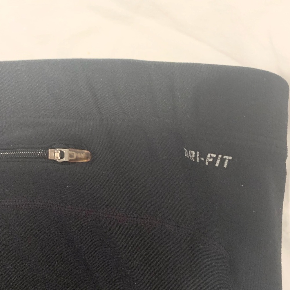 NIKE BLACK Dri Fit workout Capri size small - Picture 6 of 7